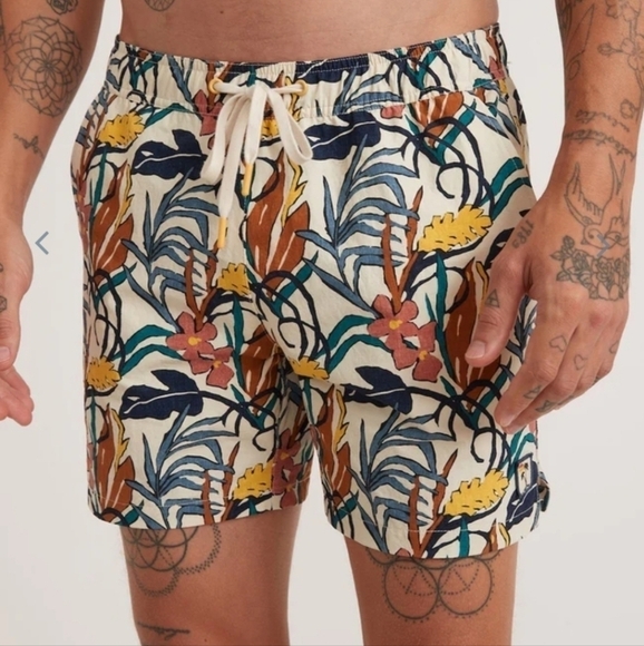 Marine layer Swim Trunk in Natural Floral Print - Picture 2 of 7
